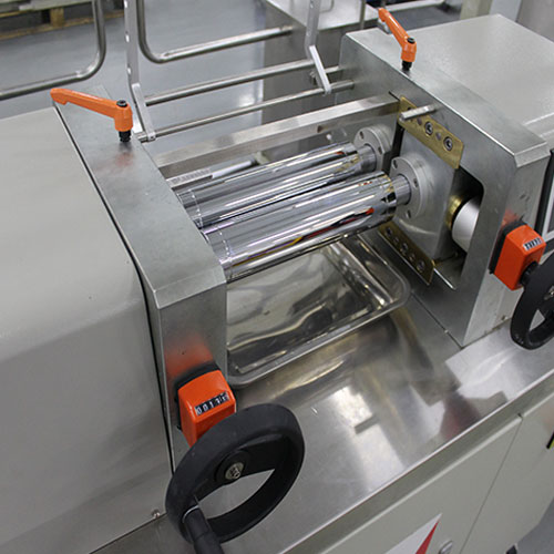 lab two roll mixing mill